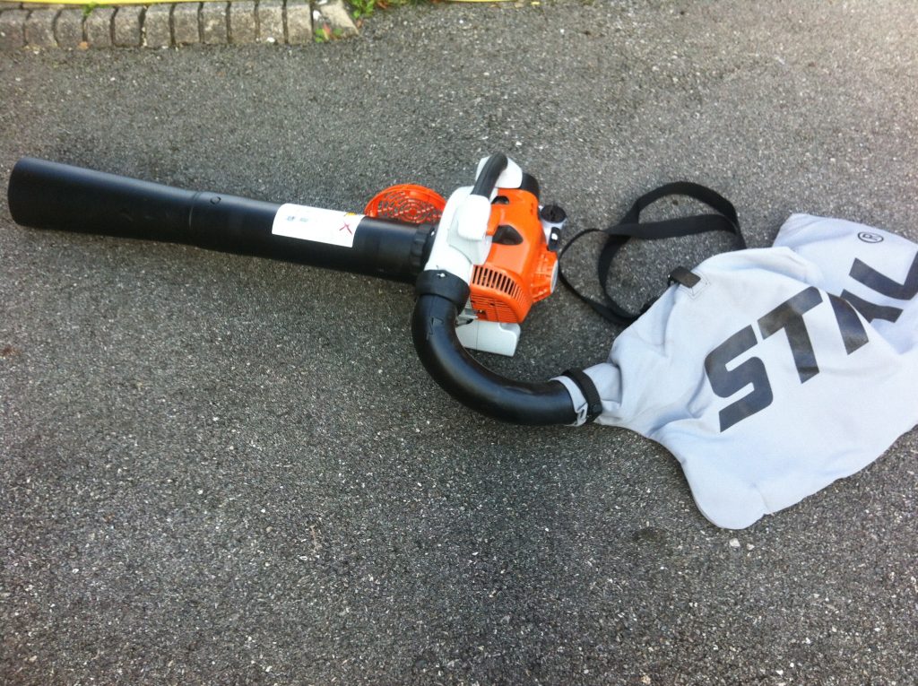 aspirateur souffleur broyeur de feuilles